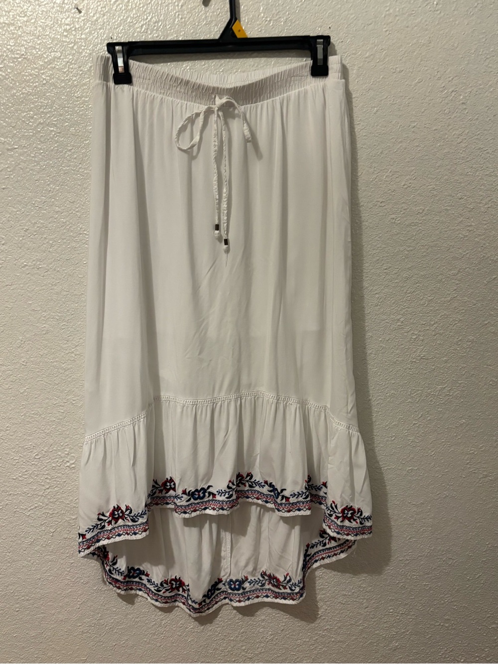 Time and Tru White High-Low Tiered Skirt with Embroidered Hem